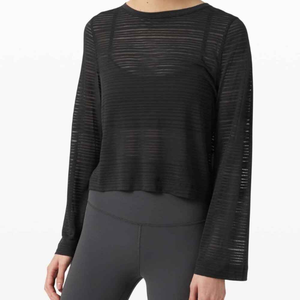 Lululemon Clear and Present Long Sleeve